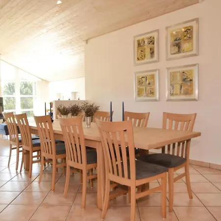 Four-bedroom Holiday In Tatil Evi *