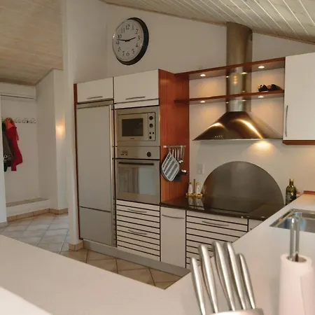 Tatil Evi Four-bedroom Holiday In