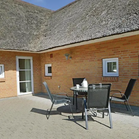 Four-bedroom Holiday In * Blåvand