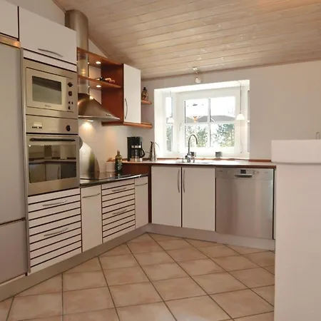 Four-bedroom Holiday In Tatil Evi Blåvand